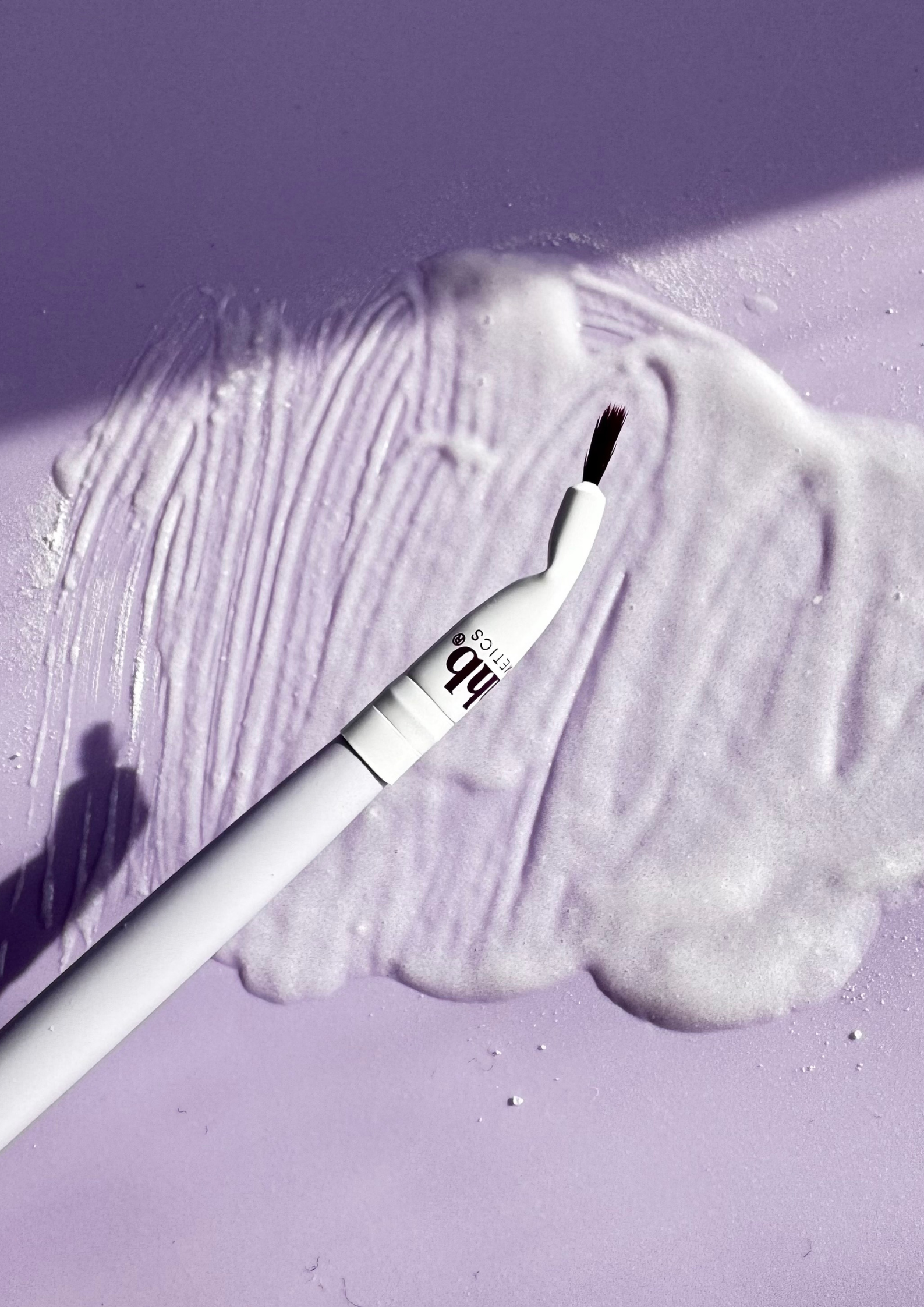 The Precision Bleaching Brush